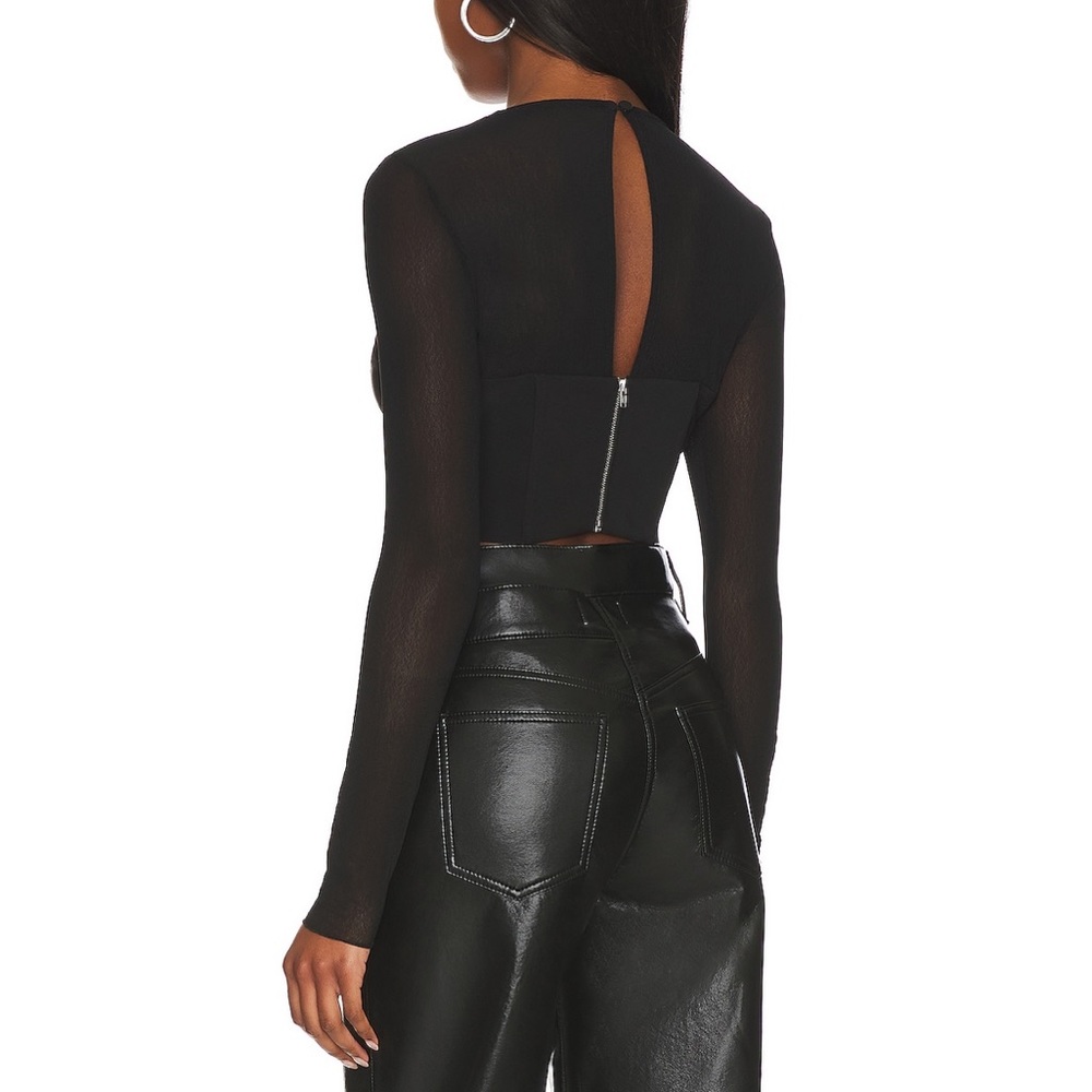 NWT Top! - Picture 2 of 5